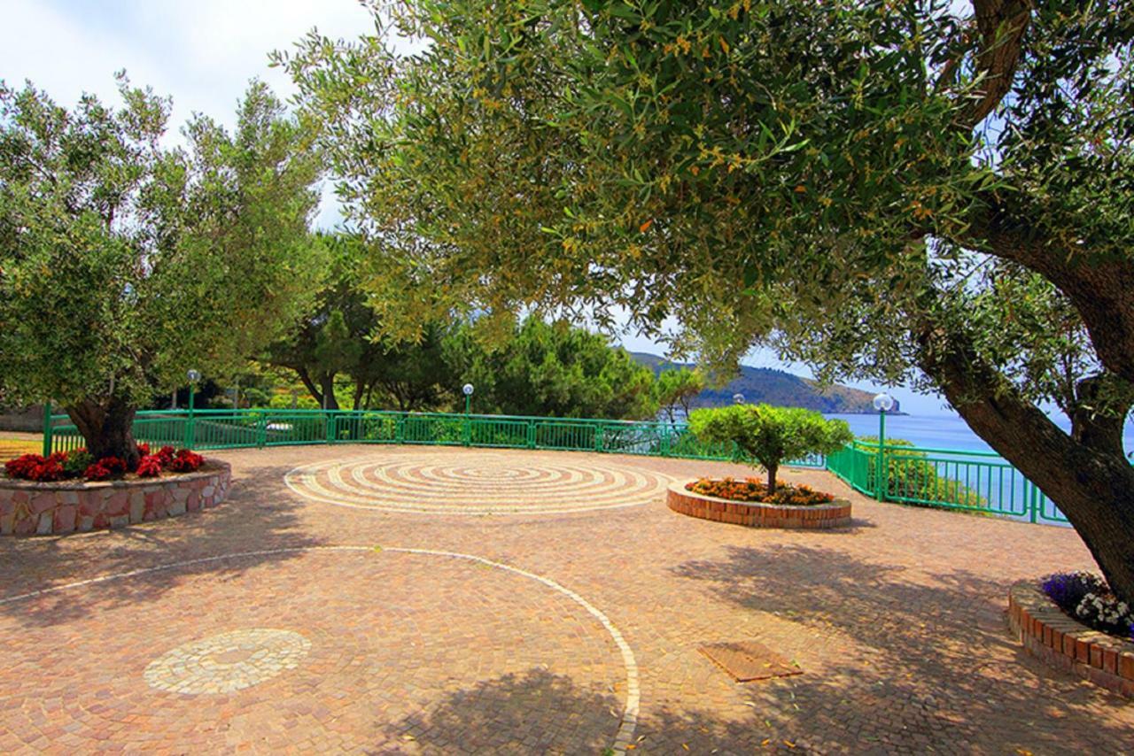 Casa Palinuro Vacanze Fronte Spiaggia Exteriör bild