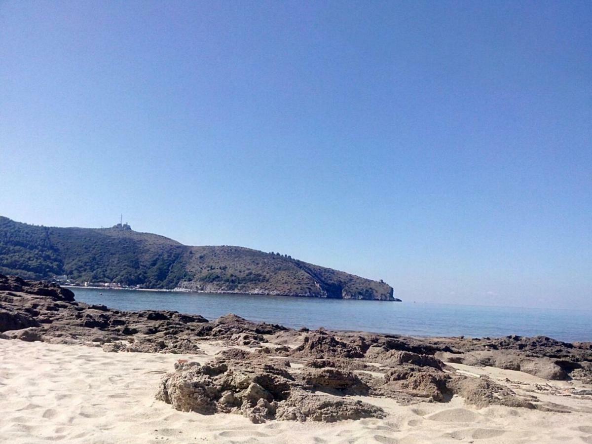 Casa Palinuro Vacanze Fronte Spiaggia Exteriör bild